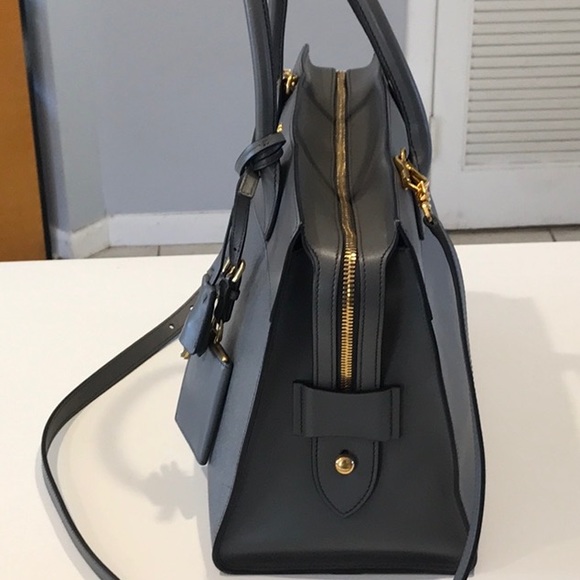 Prada Bag with Gold Hardware - Picture 3 of 10